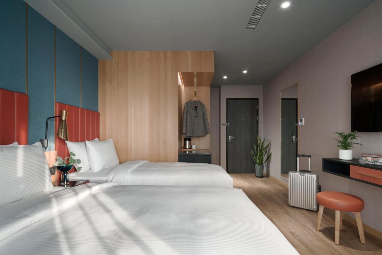 Kindness Day Hotel Tainan Buitenkant foto