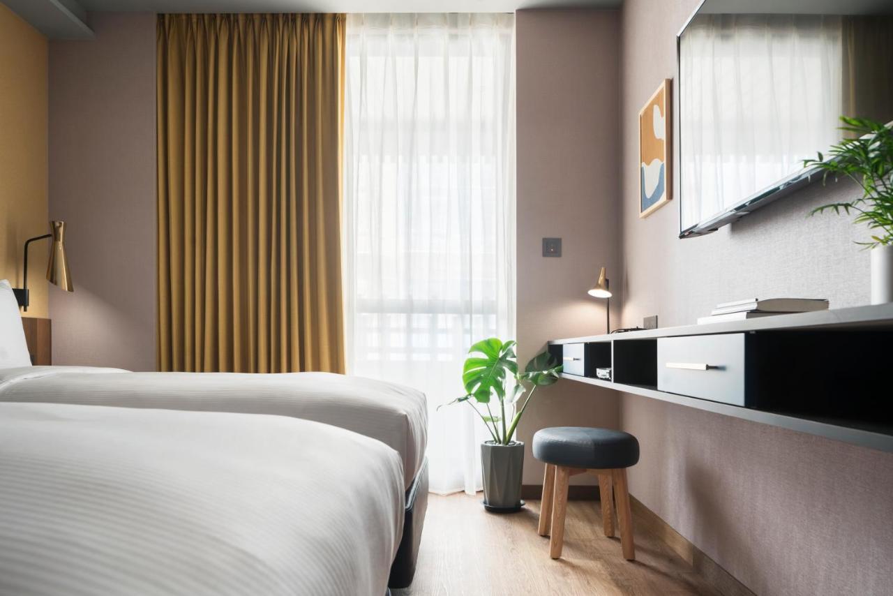 Kindness Day Hotel Tainan Buitenkant foto
